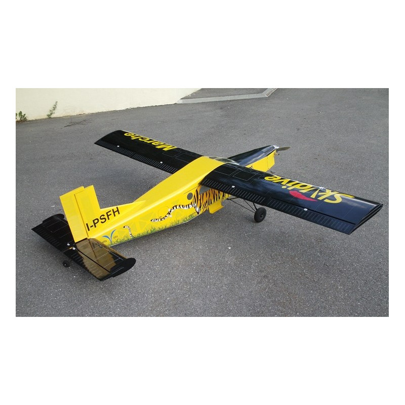 Pilatus PC-6 -90 size EP-GP Version Tiger ( Spannweite 2,1 Meter )