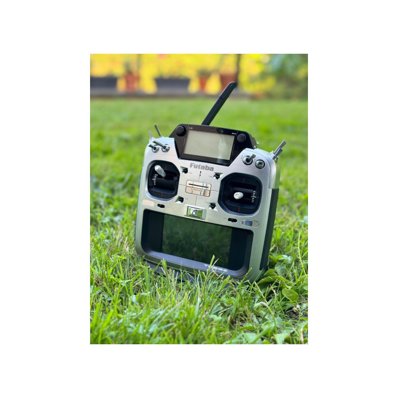 Futaba T26SZ Potless 2.4GHz FASSTest avec 3  R7214SB ( 2 offert )