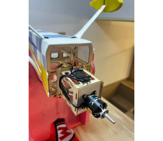 Avion Voltige Pilot RC - EDGE 540 – 39″ (1.0m), Jaune, Bleu, gris