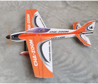 Avion Hacker model Cha-Zoom Action Jaune ARF env.1.00m