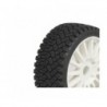 TT 1/8 RALLY CROSS-Reifen, die auf weiße Felgen mit Schlagstöcken aufgezogen und verklebt sind (pro Paar)