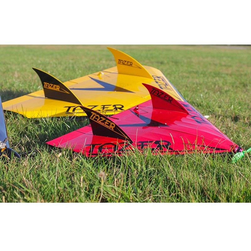 Wooden kit to build TAZER Mini Flying Wing 0.60m