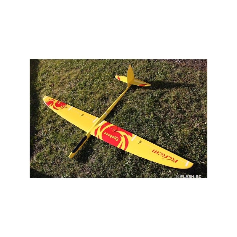 E-Typhoon tout fibre env.2.00m jaune et rouge RCRCM